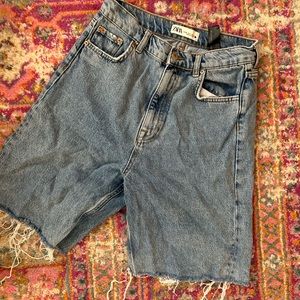 Zara thigh length shorts